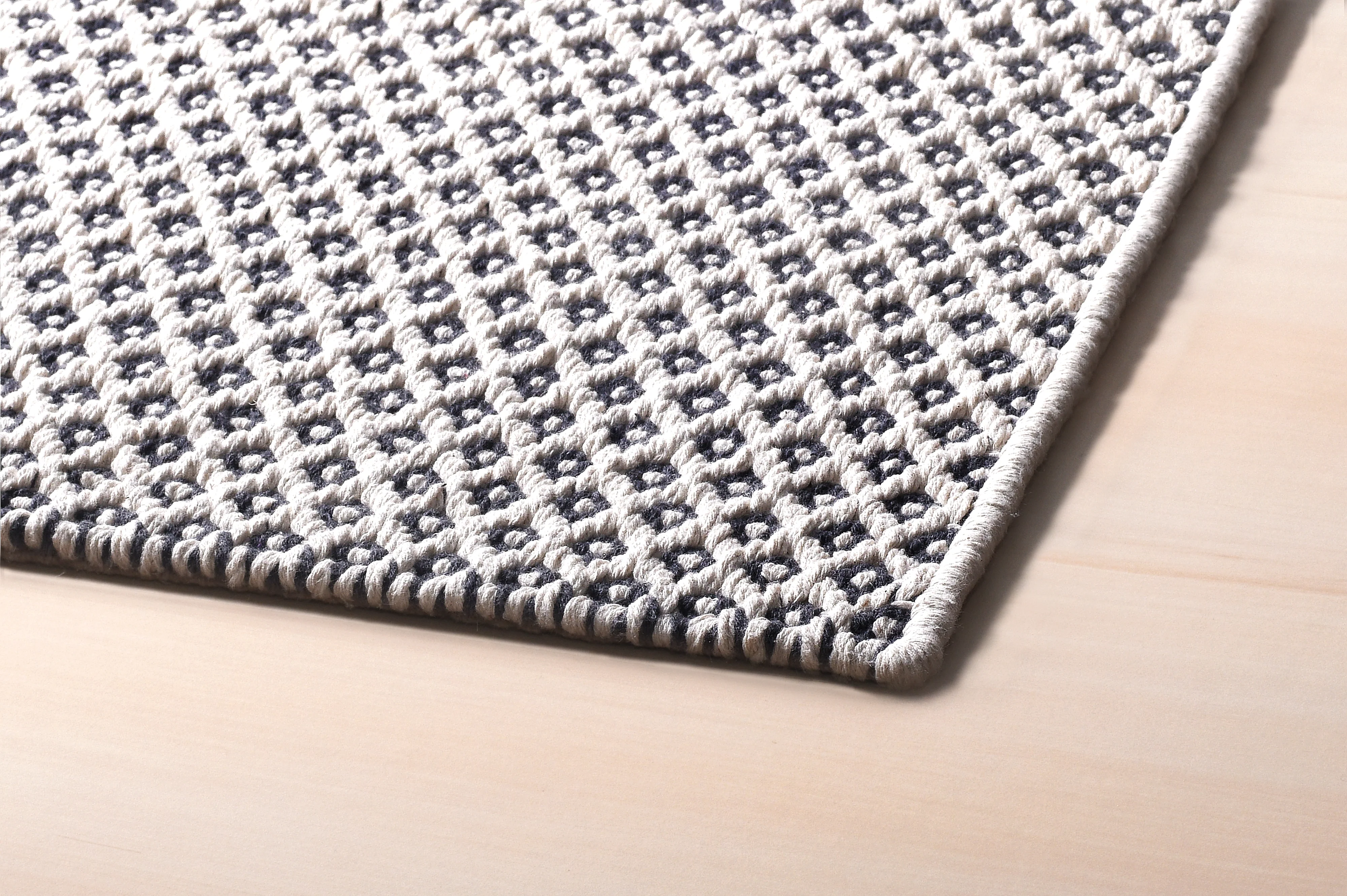 Reef Area Rug - Image 4