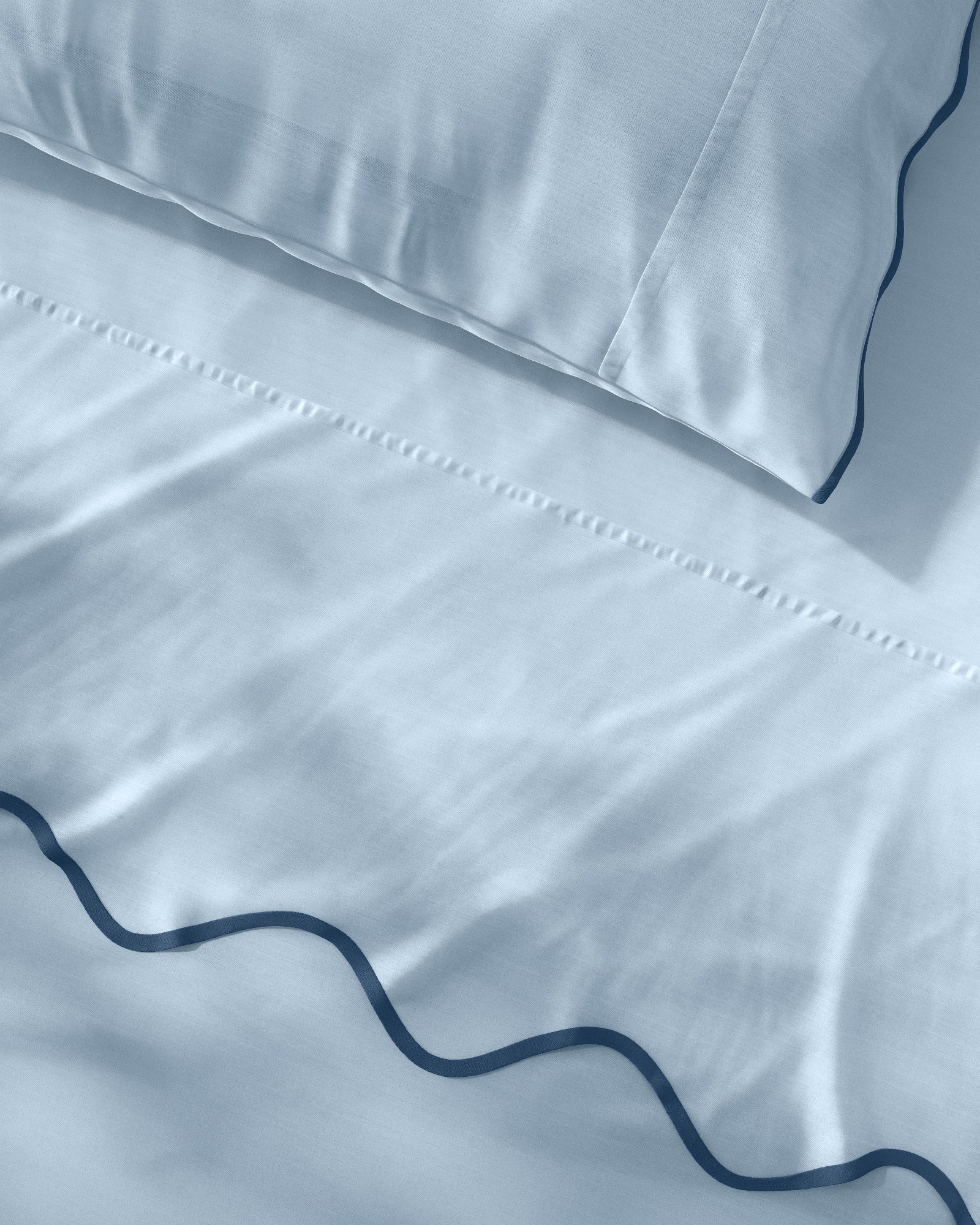 Scallop Edge Twin Sheet Set - Image 2