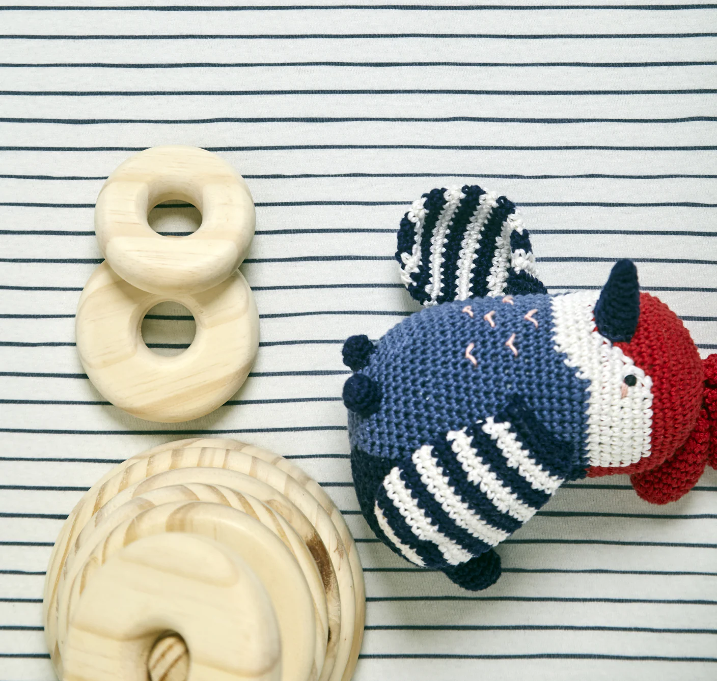 Stripes Crib Sheet Set - Image 3