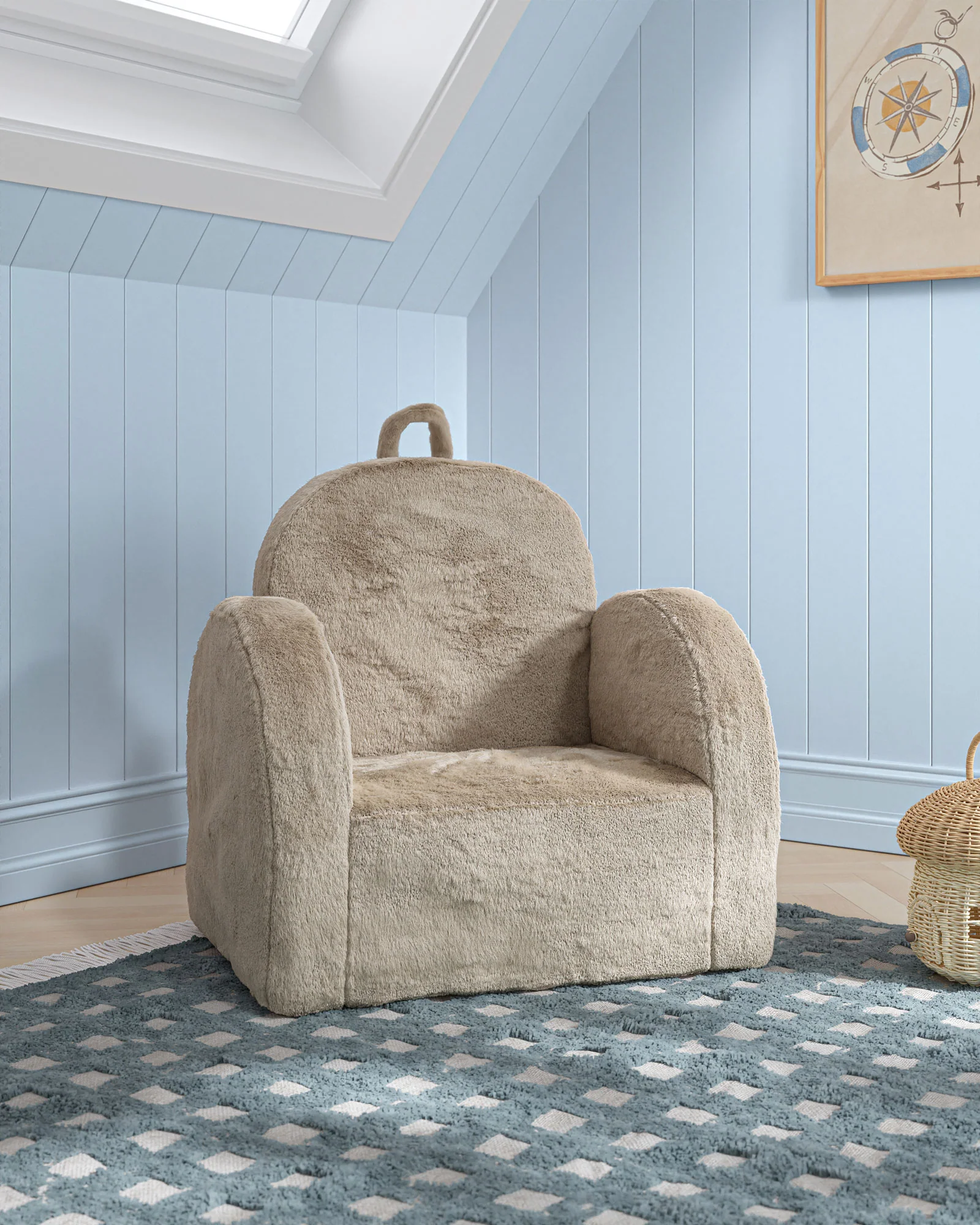 The Hop Mini Chair in Faux Fur - Image 5