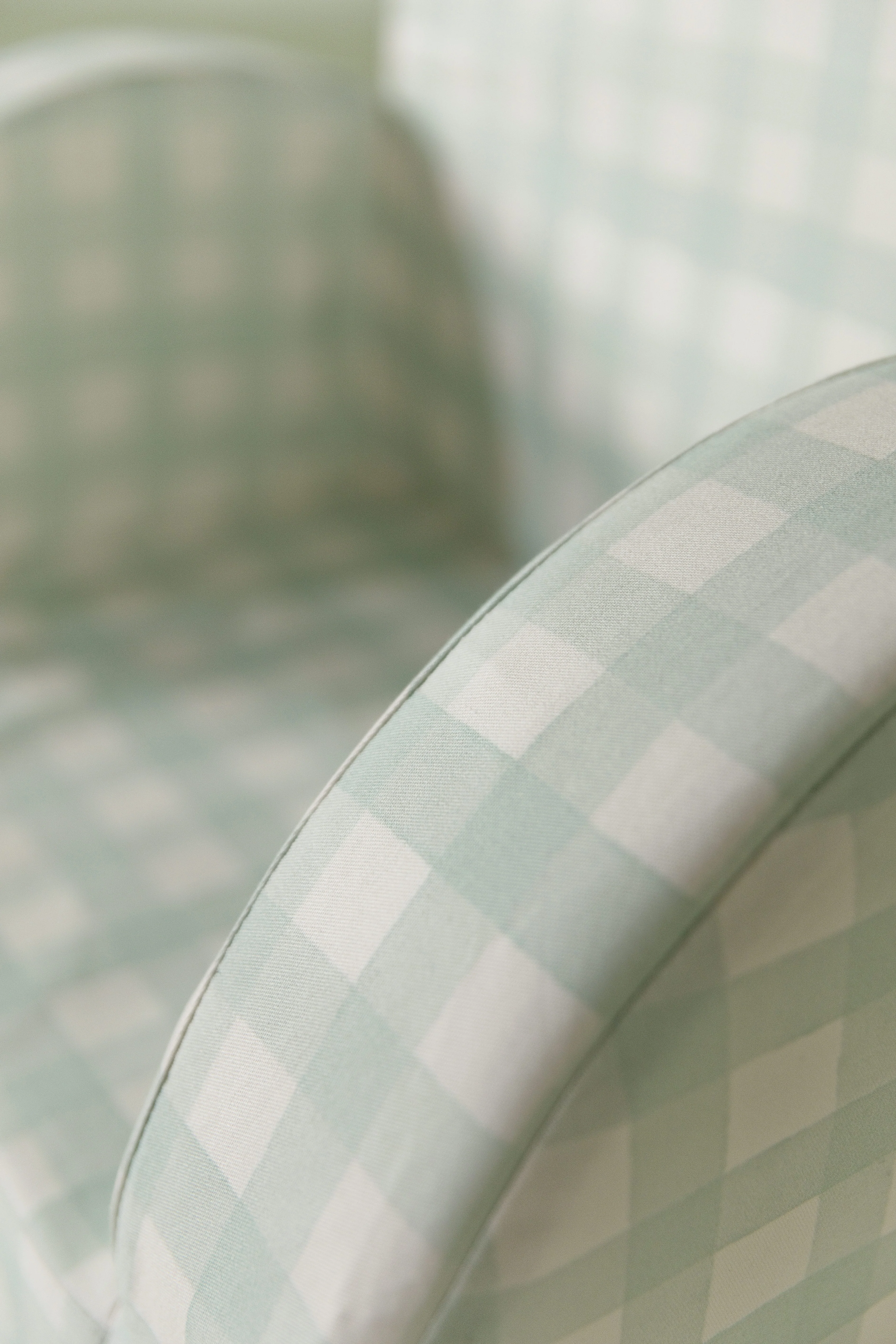 The Hop Mini Chair in Twill - Image 15