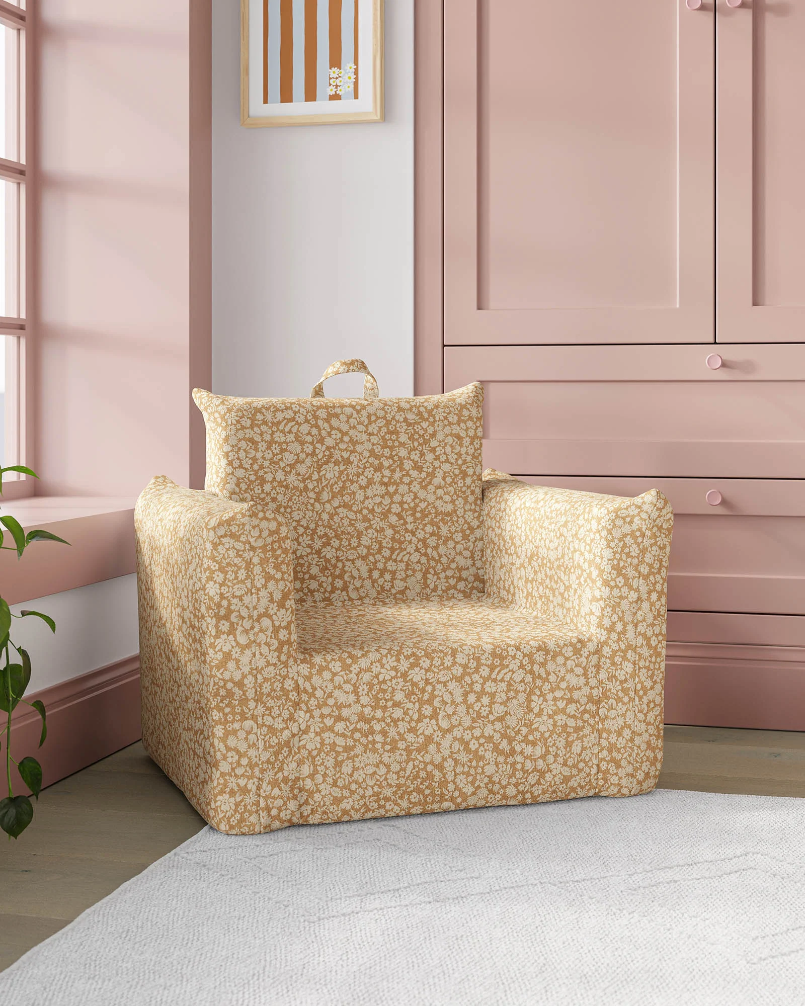 The Hug Mini Chair in Jacquard - Image 10