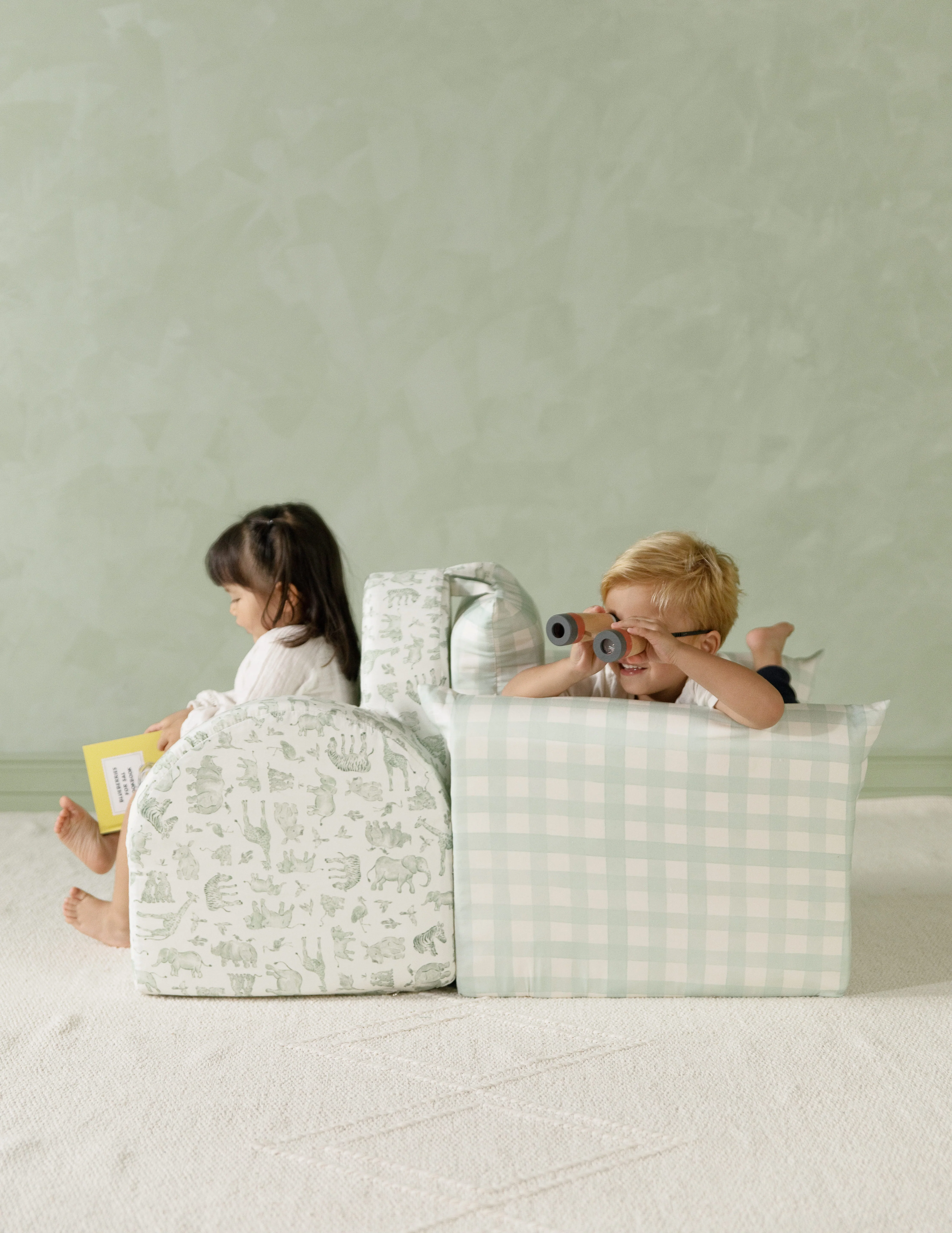 The Hug Mini Chair in Twill - Image 17