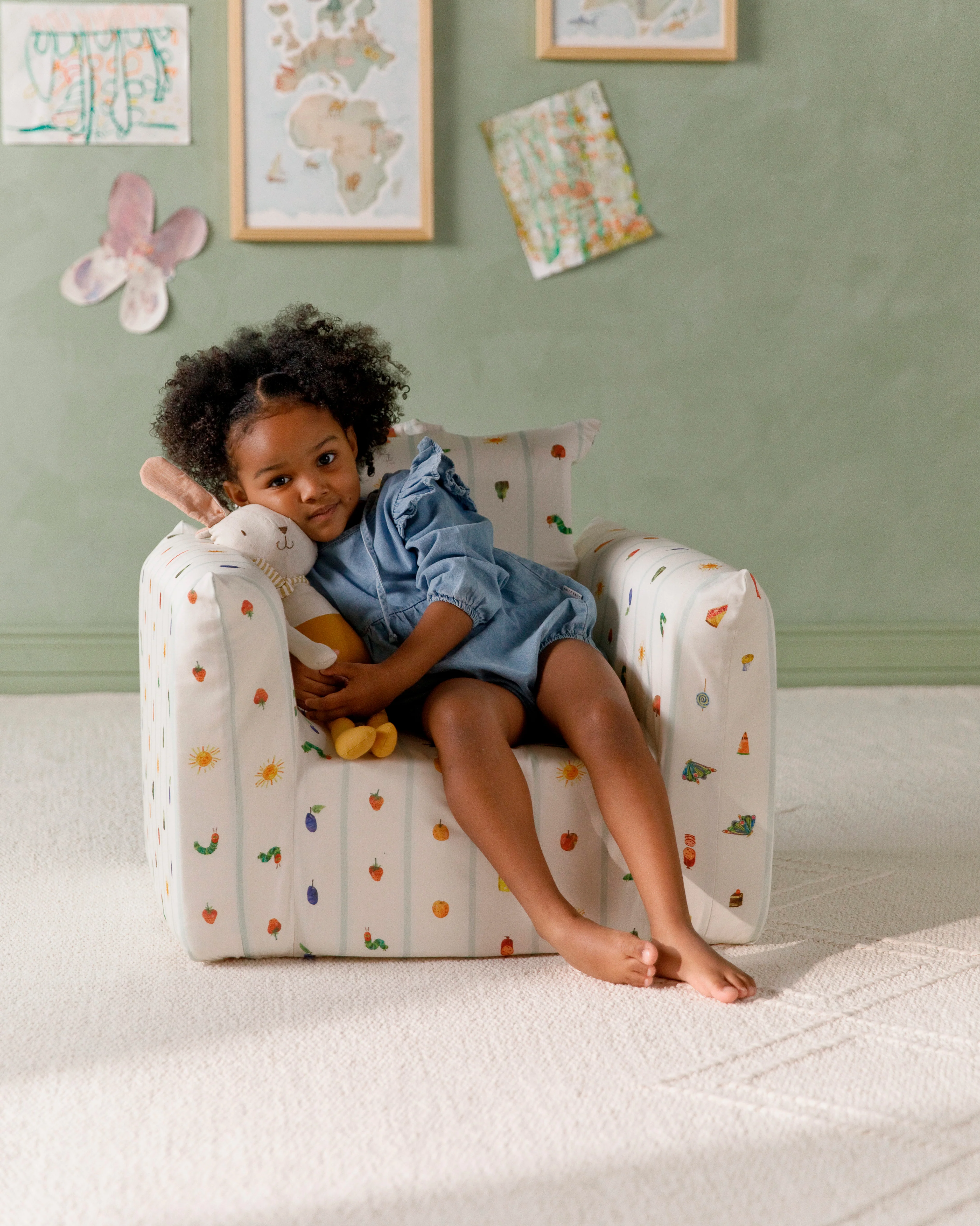 The Hug Mini Chair in Twill - Image 33