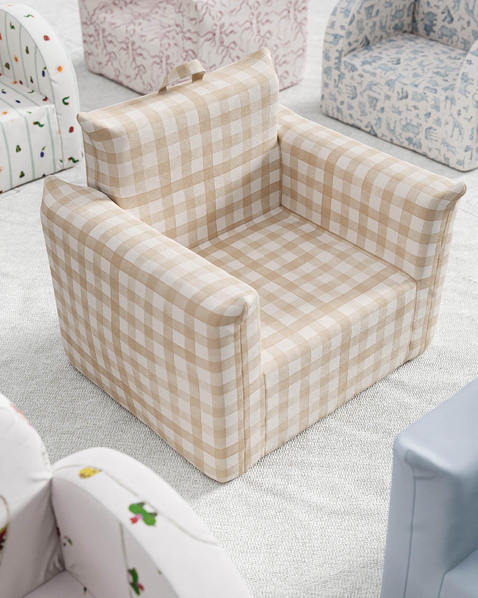 The Hug Mini Chair in Twill - Image 42
